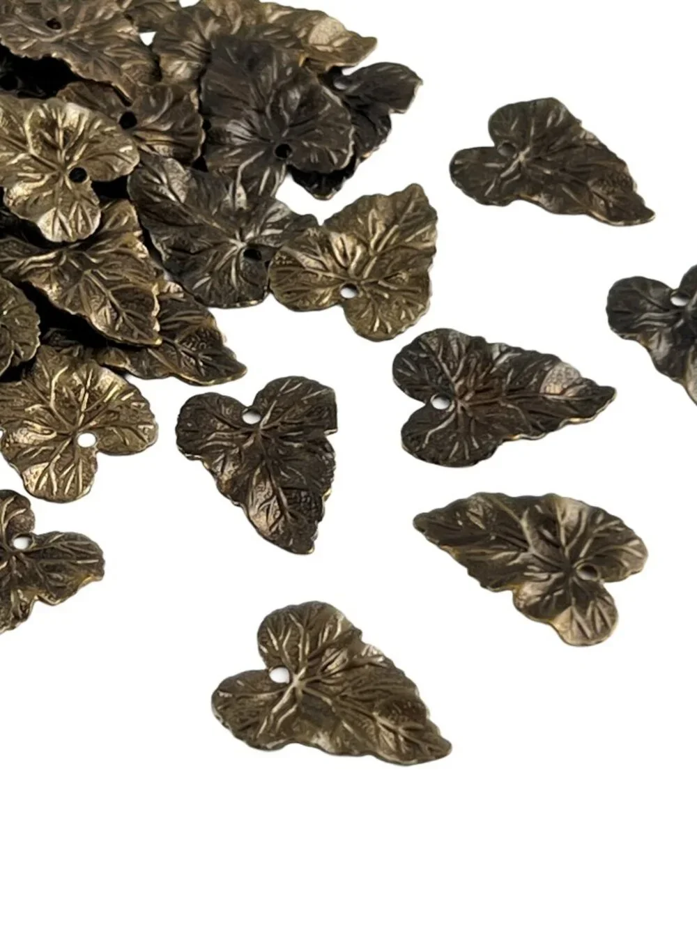 40 Vintaj Brand Leaf Charms in Antique Brass — Jewelry Making Findings